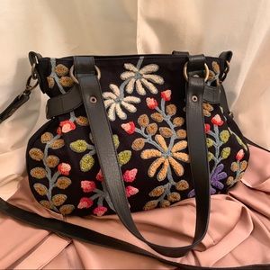 *MADE IN BALI* Embroidered Floral Purse